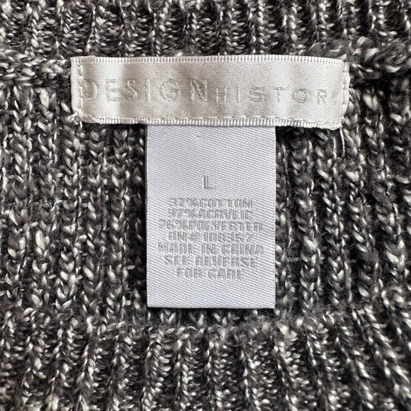 NWT Design History Asymmetrical Knit Sweater with Buttons – Size L, Gray - Picture 12 of 14